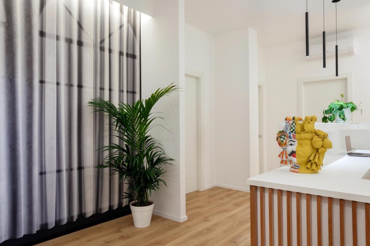 Mori'S Rooms ปาแลร์โม ภายนอก รูปภาพ