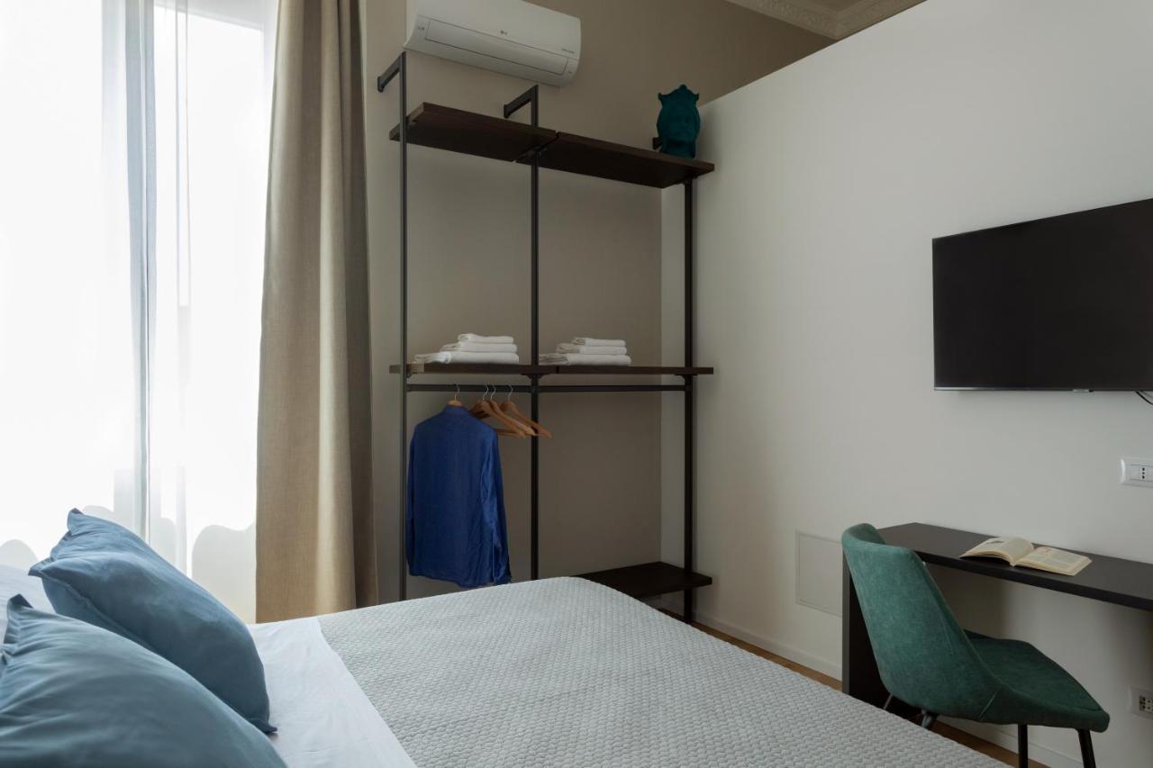 Mori'S Rooms ปาแลร์โม ภายนอก รูปภาพ